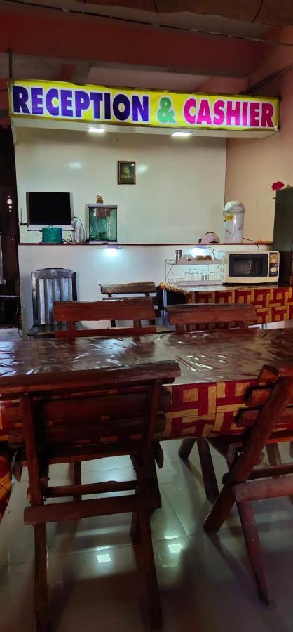 Hotel Adchara Mansion à Chiang Rai Extérieur photo