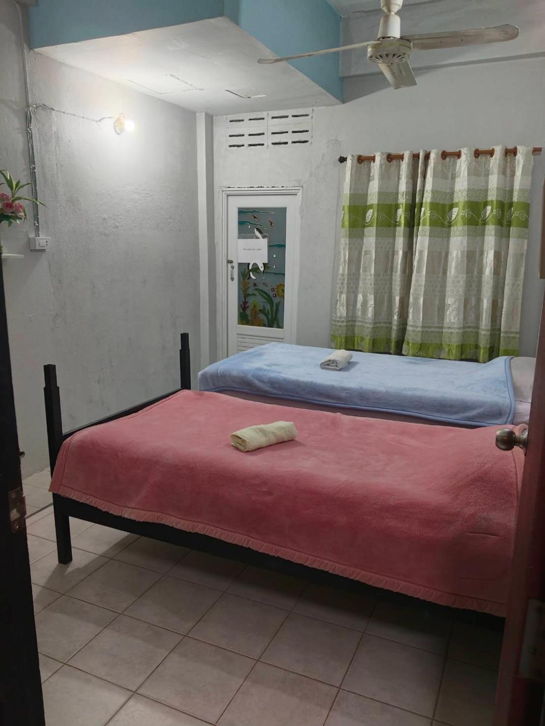Hotel Adchara Mansion à Chiang Rai Extérieur photo