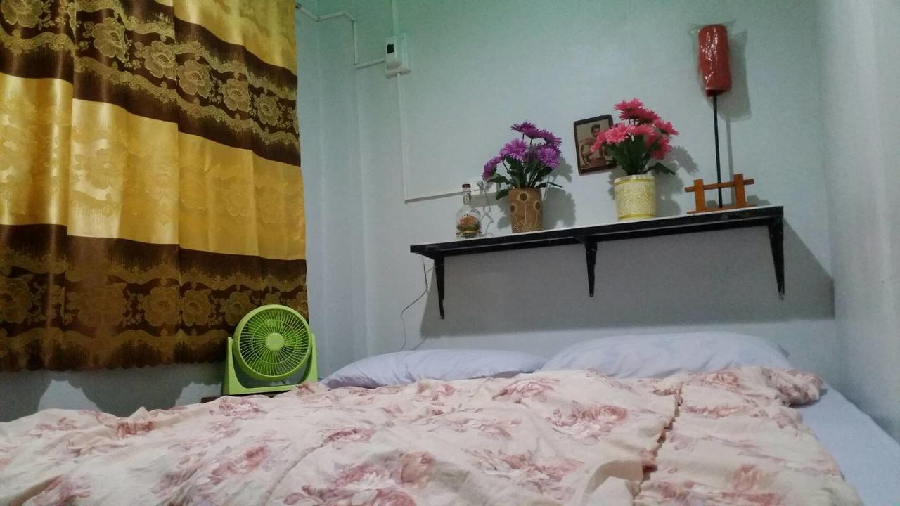 Hotel Adchara Mansion à Chiang Rai Extérieur photo
